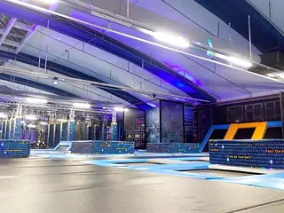 Sfeerfoto, niet Cyberjump: trampolinepark Cyberjump in Boedapest