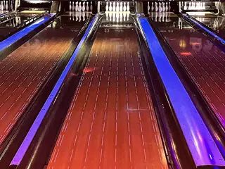 Sfeerfoto, niet FUN-O-RAMA: vergelijkbare bowlingbaan elders
